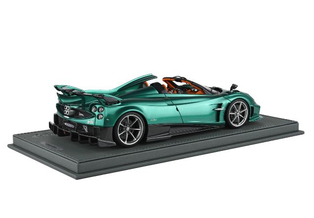 [ Pre-order ] P18250A BBR 1:18 Pagani Imola Roadster Verde Rio *Clear case included