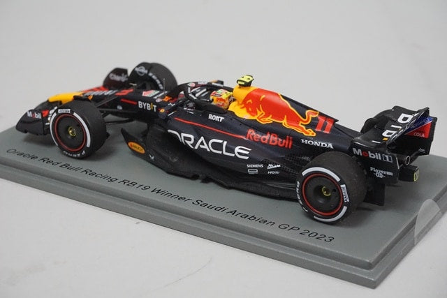 1:43 SPARK S8570 Oracle Red Bull Racing RB19 Saudi Arabia GP Winner 2023 #11 Sergio Perez