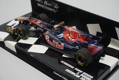 1:43 MINICHAMPS 410110088 Scuderia Toro Rosso Show Car 2011 #18 S.Buemi