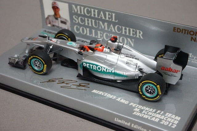 1:43 MINICHAMPS 410120077 Mercedes-AMG Petronas F1 Team Show Car 2012 #7 M. Schumacher model car
