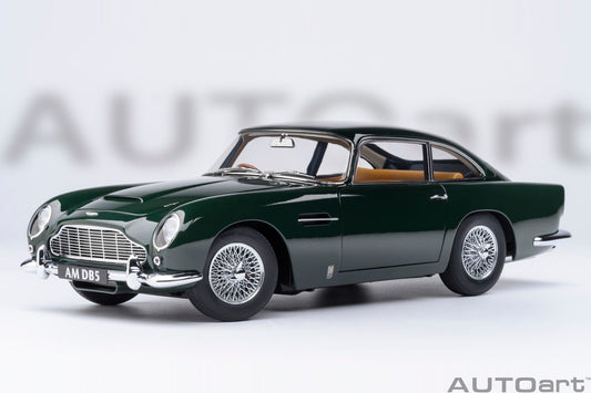 70286 AUTOart 1:18 ASTON MARTIN DB5 Dark Green