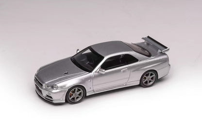 M63406 MOTORHELIX 1:64 Nissan Skyline GT-R V Sparkling Silver model car