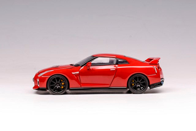M63512 MOTORHELIX 1:64 Nissan GT-R (R35) Track Edition Solid Red