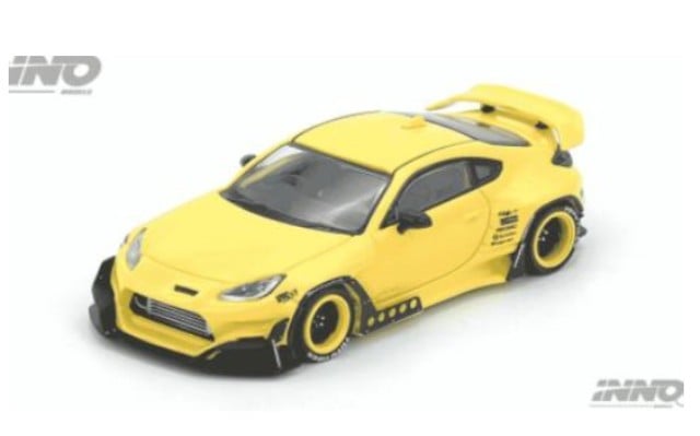 IN64-GR86P-YELLOW INNO Model 1:64 Toyota GR86 "PANDEM" Yellow model car