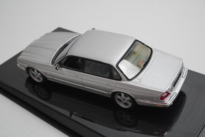 1:43 AUTOart 53603 Jaguar XJR Silver model car