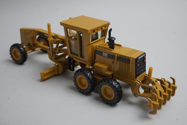 1:50 NORSCOT 55030 Caterpillar CAT 140H Motor Grader model car