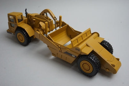 1:50 NORSCOT 55699 Caterpillar CAT 631E Scraper model car