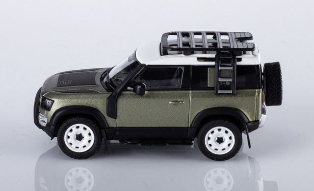 0001-03 AR Box Almost Real Model 1:64 Land Rover DEFENDER 90 (Pangea Green)