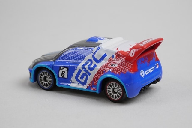 Tomica Cars Raul Salur Carbon Racer Type model car