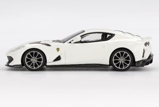 BBRFER64010 BBR 1:64 Ferrari 812 Competition Bianco Avus model car