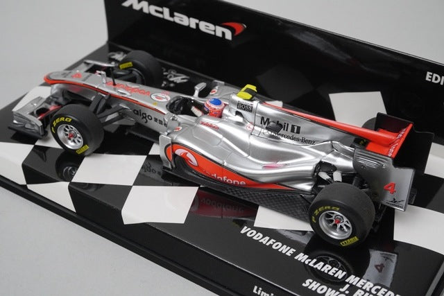 1:43 MINICHAMPS 530114374 McLaren Mercedes Show Car 2011 #4 model car