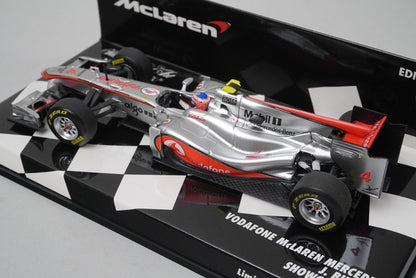 1:43 MINICHAMPS 530114374 McLaren Mercedes Show Car 2011 #4 model car