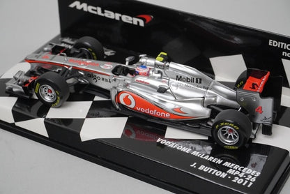 1:43 MINICHAMPS 530114304 Vodafone McLaren Mercedes MP4-26 2011 #4 model car