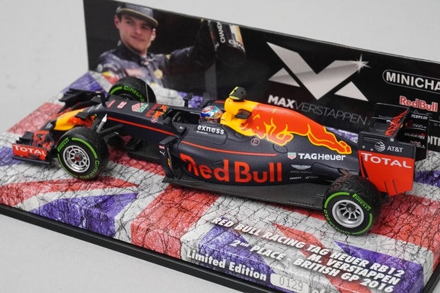 1:43 MINICHAMPS 447160733 Red Bull Racing TAG Heuer RB12 Great Britain 2016 #33 model car