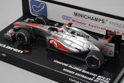 1:43 MINICHAMPS 537124303 McLaren Mercedes MP4-27 Australia 2012 #3 model car