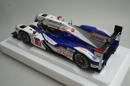 1:18 AUTOart 81415 Toyota TS040 Hybrid Le Mans 2014 #7 model car