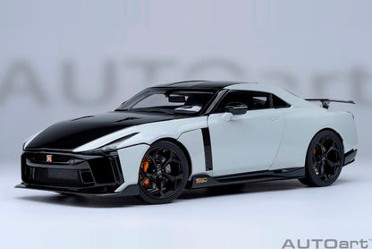 77511 AUTOart 1:18 Nissan GT-R50 by ITALDESIGN Metallic White Black model car