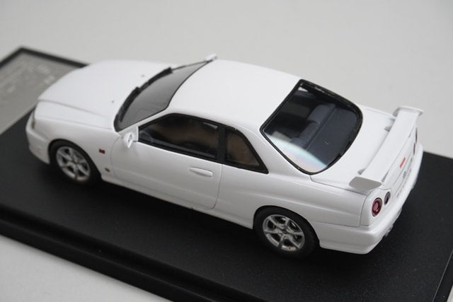 1:43 Hi-Story HS156WH Nissan Skyline 25GT Turbo 1998 White model car