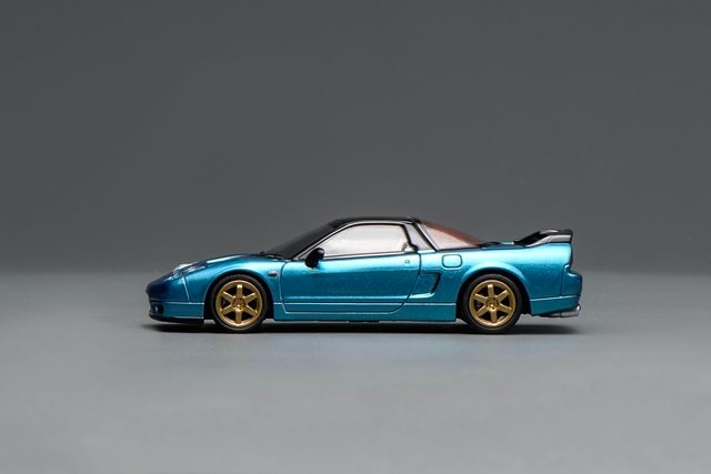 [ Pre-order ] M65503 MOTORHELIX 1:64 Honda NSX-R (NA2) Ice Blue