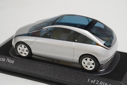 1:43 MINICHAMPS 400125100 Lancia NEA 2001 Silver model car