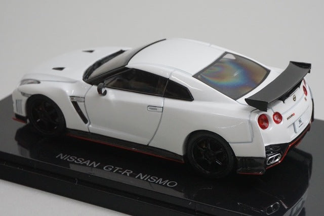 1:43 EBBRO KWAM022079 Dealer Custom Nissan GT-R Nismo White model car