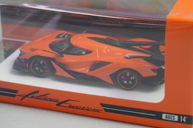 PE62911D TPC / PEAKO / TOP ART Model 1:64 Apollo IE Intensa Emozione Pure Orange