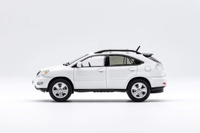 KS-035-276 GCD Gaincorp Products 1:64 Toyota Lexus RX300 White with Surfboard (Random Pattern)