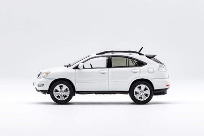 KS-035-276 GCD Gaincorp Products 1:64 Toyota Lexus RX300 White with Surfboard (Random Pattern)