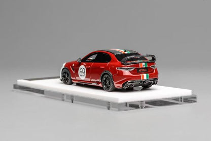 MH64009RI MOTORHELIX 1:64 Alfa Romeo Giulia GTAm Red Two-Tone model car
