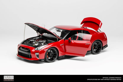 M83511 MOTORHELIX 1:18 Nissan GT-R (R35) Track Edition Engineered By NISMO 2020 Vibrant Red