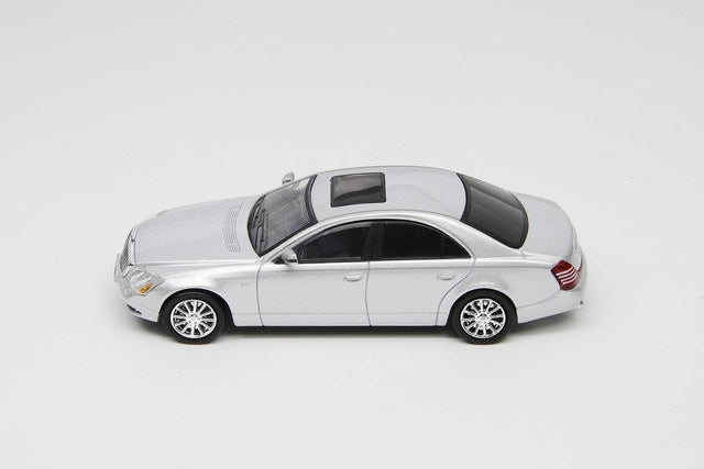 [ Pre-order ] LL-023-94 Shadow 1:64 Maybach 57S Silver (LHD)
