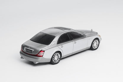 [ Pre-order ] LL-023-96 Shadow 1:64 Maybach 57S Gray Silver (LHD)