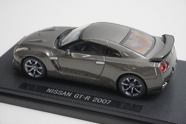 1:43 EBBRO 44039 Nissan GT-R 2007 Titanium Gray
