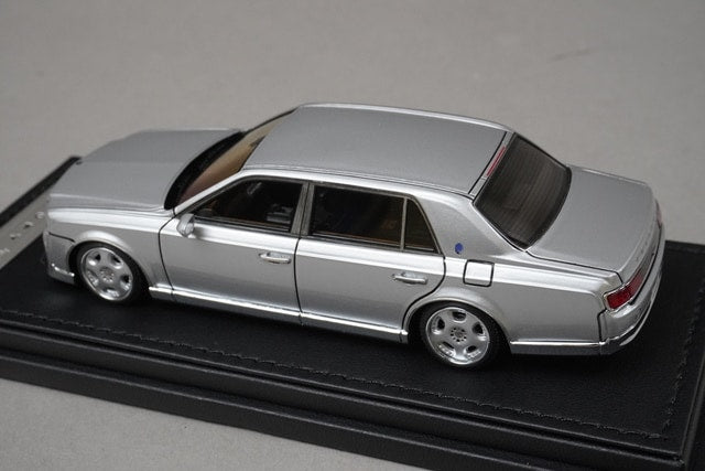 1:43 ignition model IG1730 Toyota Century (UWG60) Silver