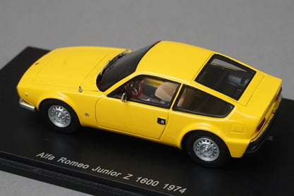 1:43 SPARK S0614 Alfa Romeo Junior Z 1600 1974 model car