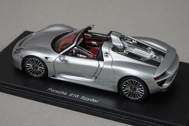 1:43 SPARK S4244 Porsche 918 Spyder 2014 model car