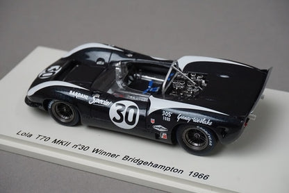 1:43 SPARK S1147 Lola T70 MK2 Bridgehampton 1966 #30 model car