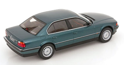 [ Pre-order ] KKDC180368 KK scale 1:18 BMW 740i E38 1994 Green Metallic