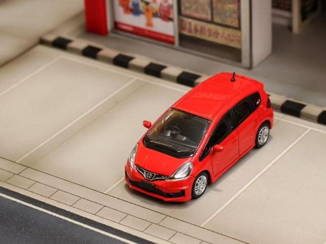 [ Pre-order ] SW Street Weapon 1:64 Honda Fit Jazz GE8 RS Red