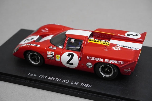 1:43 SPARK S1434 Lola T70 MK3B Le Mans 1969 #2 model car
