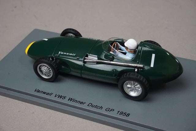 1:43 SPARK S4870 Vanwall VW5 Dutch Grand Prix Winner 1958 #1 S. Moss model car