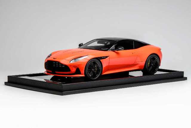MH027SO Motor Helix x XiaoGuang 1:18 Aston Martin DB12 Coupe Synapse Orange