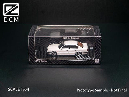 [ Pre-order ] DCM 1:64 BMW E34 5 Series White Lowdown