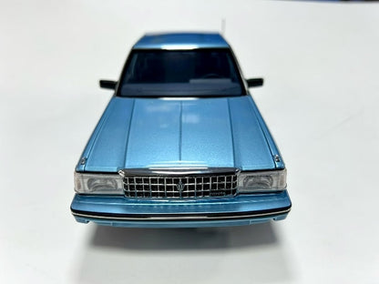 [ Pre-order ] 8251121LB XiaoGuang MODEL 1:18 Toyota Crown MS122 Light Blue