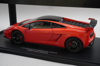 1:18 AUTOart 74691 Lamborghini Gallardo LP570 Super Trofeo Stradale Red model car