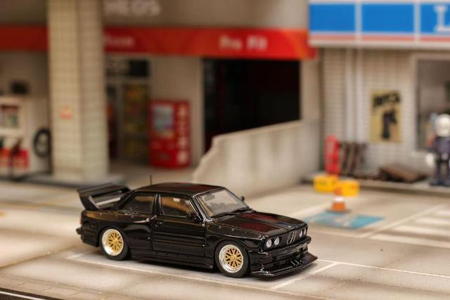 [ Pre-order ] SW Street Weapon 1:64 BMW E30 M3 LTO Modified Black