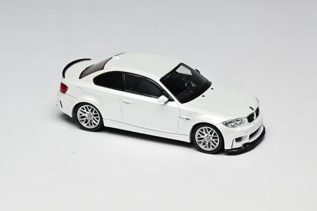 [ Pre-order ] 7CM Model 1:64 BMW 1M Coupe (E82) silver style 359 multi-spoke wheels Alpine White