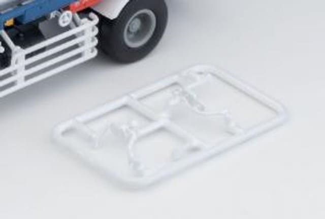 [ Pre-order ] LV-N49c TOMYTEC 1:64 Hino KB314 Tanker Truck (White) 338994