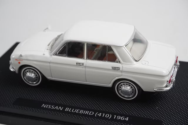 1:43 EBBRO 43641 Nissan Bluebird (410) 1964 White