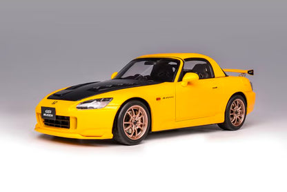 M85122 MOTORHELIX 1:18 Honda S2000 (AP2) MUGEN New Indy Yellow Pearl